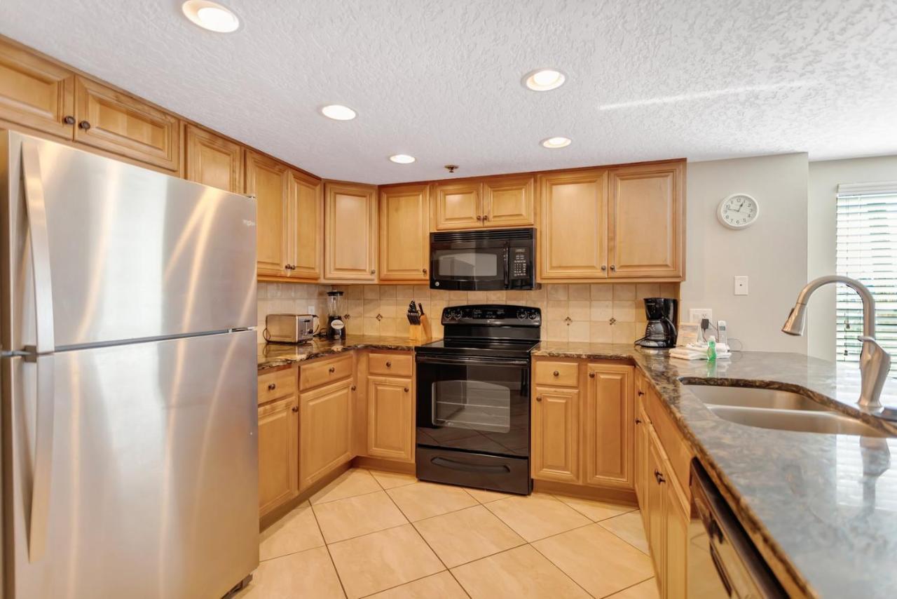 106 Beach Place Condos St. Pete Beach Exterior foto